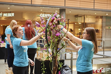 Florist-Azubis beim Fleurops Junge Wilde Azubi-Cup 2016 in Berlin 