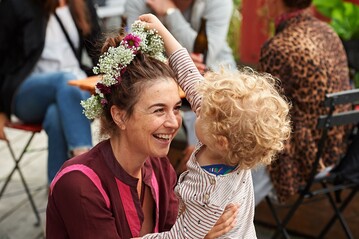 Festivalbesucher beim "Berlin Midsommar Festival". 