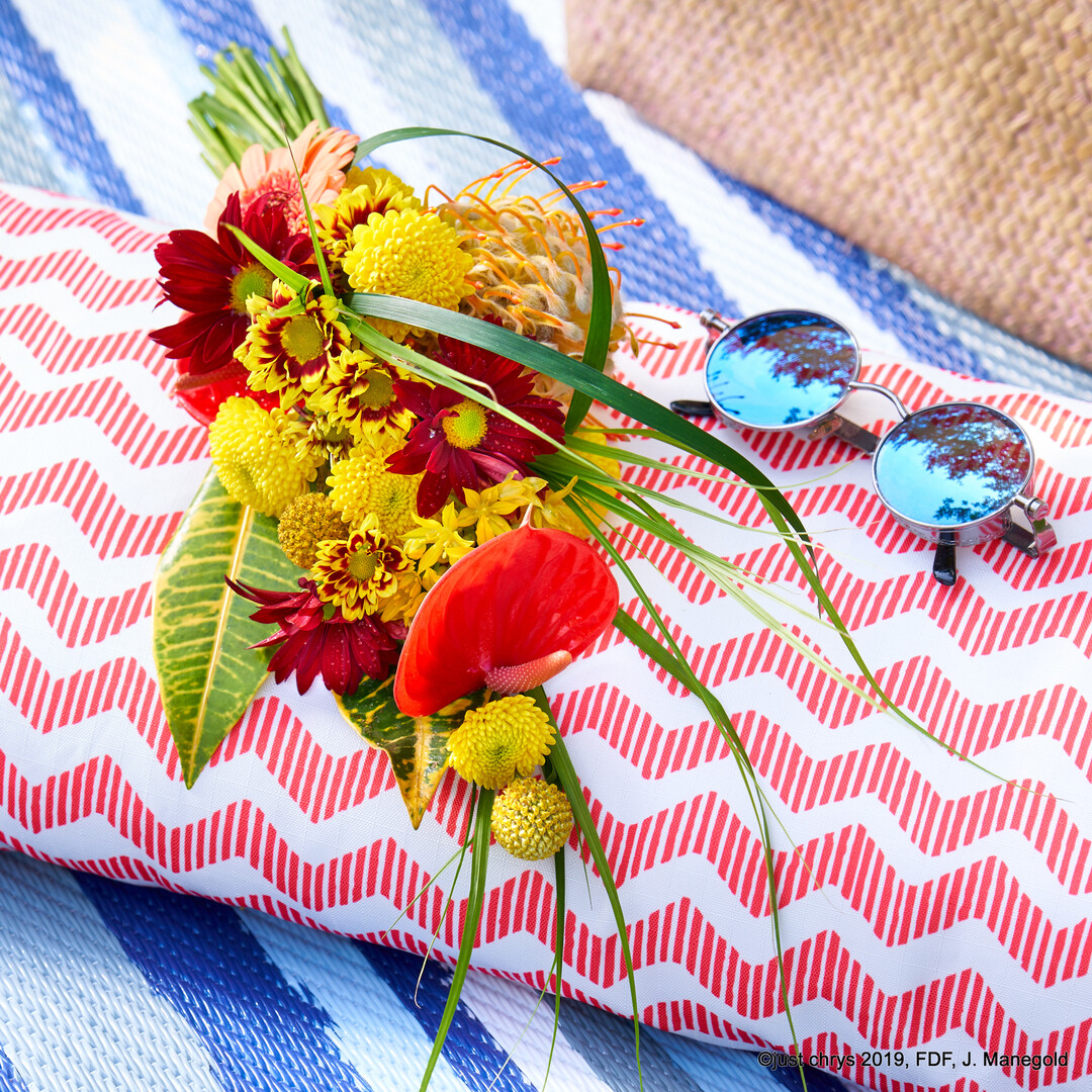 Happy Flowers: wish you were here!
