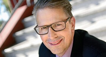 Erwin Germann ist Vermarktungsexperte unter anderem in der grnen Branche. Mit seinem Team entwickelt er individuelle Konzepte und versteht sich als Wegbegleiter fr die Personalentwicklung und Mitarbeiterbindung.
