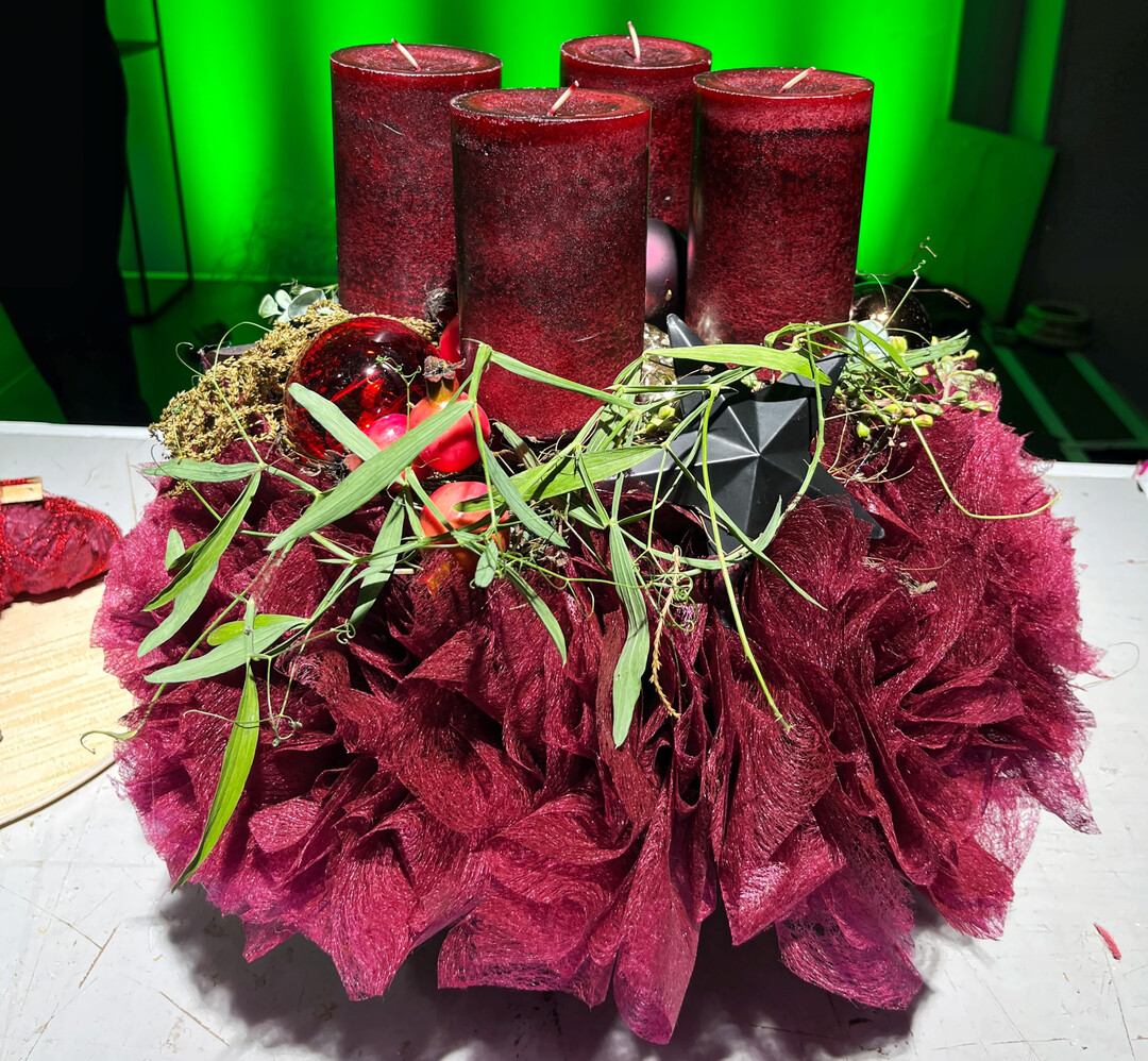 Diesen Kranz fertigte das Team aus Fliesstcken