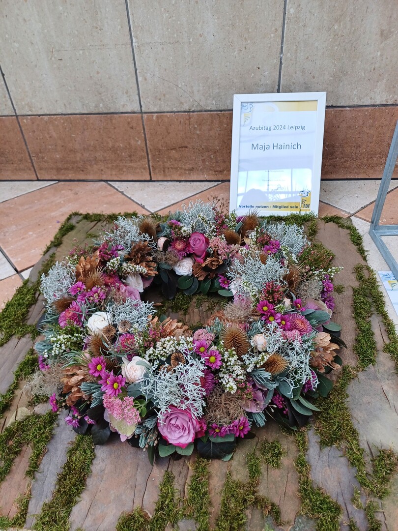 Der Kranz von Maja Heinich.