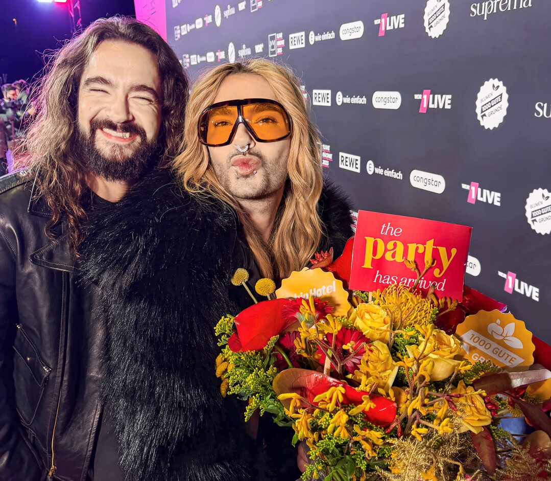Bei der 1LIVE Krone wurde Blumenliebe dank „1000 gute Gründe“ zum Promi-Moment.