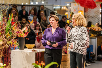 Der FDF hat wieder ein abwechslungsreiches Programm f�r die IPM Flower Stage organisiert. 