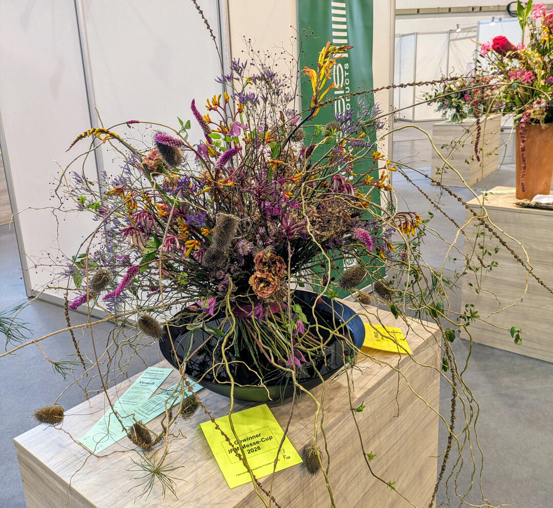 Die Gesamtsiegerin Bärbel Grzenia belegte mit ihrem Strauß den ersten Platz in dieser Kategorie.