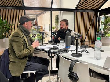 Der Podcast wurde auf der IPM Essen in einem Gewchshaus in der Halle 1A aufgezeichnet und ist auf allen gngigen Podcast-Plattformen abrufbar. 