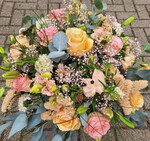 Blumen Schätzle (
<a href="https://www.instagram.com/blumen_schaetzle/"  target="_blank" >@blumen_schaetzle</a>
)