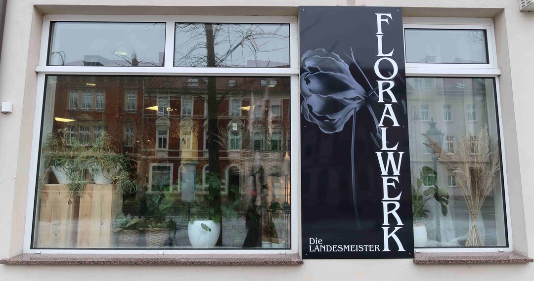 Das Geschft von Andrea Knutas und Martin Neumann heit Floralwerk  Die Landesmeister.