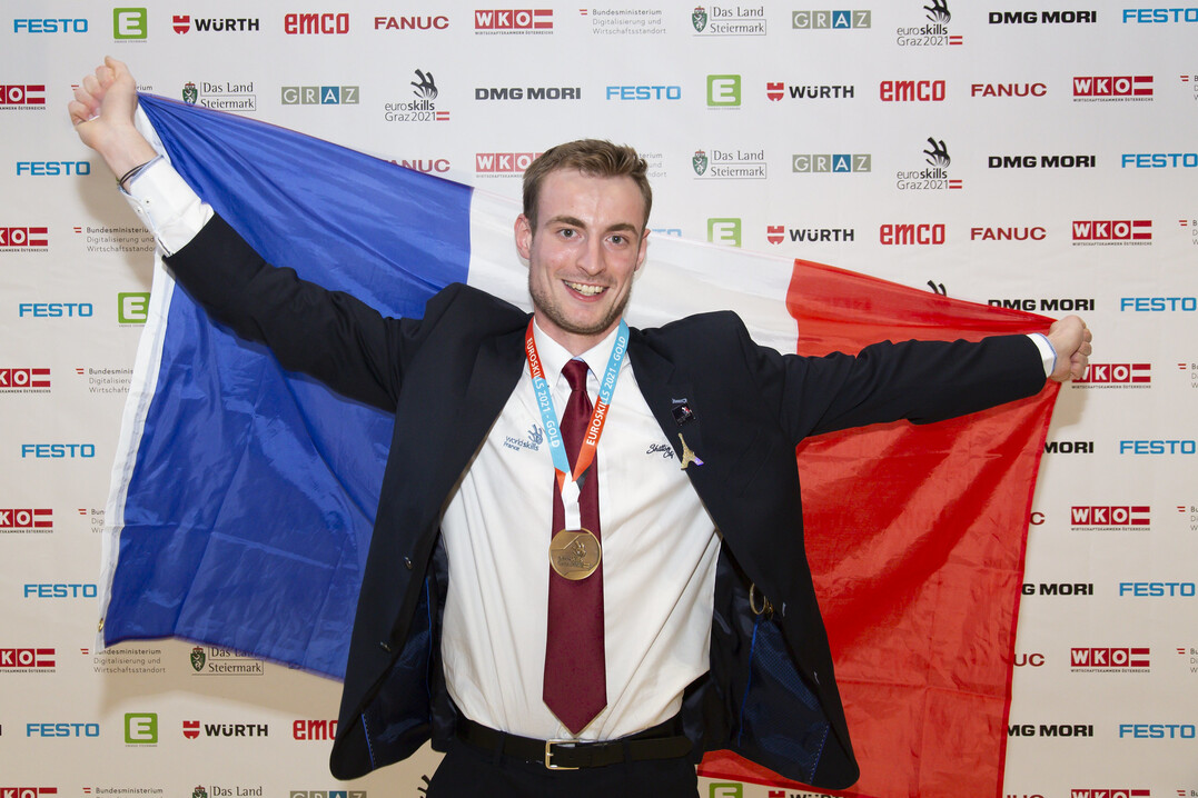 Der Florist Benoit Barbin aus Frankreich gewinnt Gold.