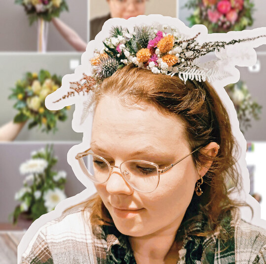 1) Jana Jacobs ist in Hannover im zweiten Lehrjahr auf dem Weg zur Floristin. Unter @janas_blumengalerie gibt sie auf Instagram Einblicke in ihren Azubi-Alltag beim Gartencenter Stanze. Mit ihrem Osterstrau gewann sie die florieren!-Challenge im April.
