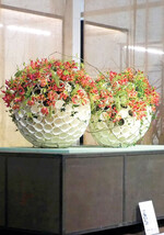 Nicht nur die Kugeln aus Einwegbechernwurden mit Gold ausgezeichnet. Webcode: flo10131