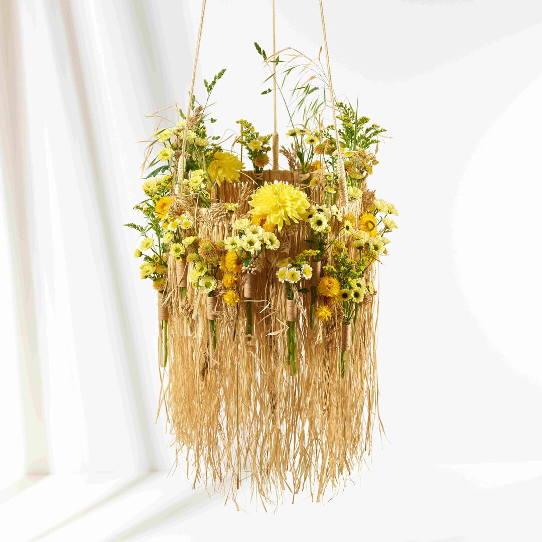 Juni: Yelling Yellow -Summer Lounge