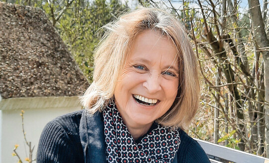 MARTINA JENSEN ... ist Personalentwicklerin, Trainerin und Beraterin in ihrem eigenen Bro fr Personalentwicklung in Rheinbach. Auerdem ist die diplomierte Arbeitsund Organisationspsychologin Referentin des FDF Bundesverbands.