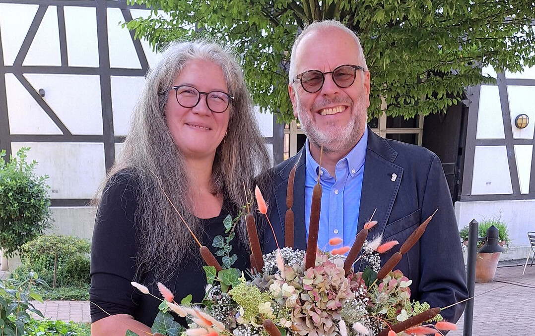Kerstin Dallmann und Klaus Gtz nach der Wiederwahl beim Bundeskongress 2024.