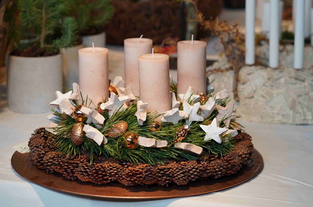  Tradition und Trend schlieen sich nicht aus. Werkstck von Josef Dirr in der Trendfarbe Kupfer.
