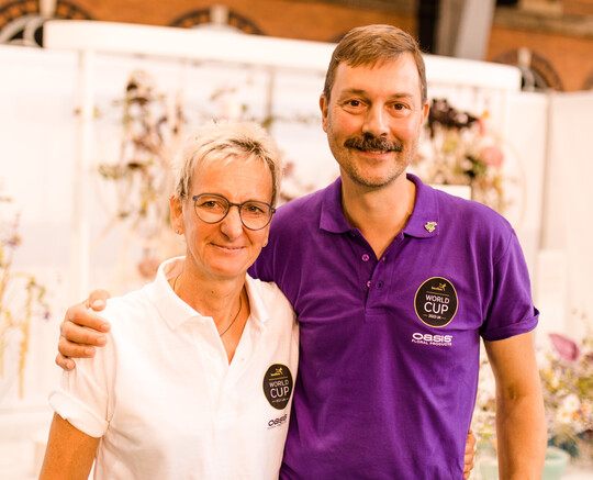 Petra Konrad stand Nicolaus Peters als Helferin zur Seite. Sie hat Worlcip-Erfahrung und hat Nicolaus schon beim Singapore Garden Festival und beim Alpe Adria Cup unterstützt.