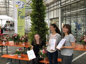 Luisa Mellentin (Mitte) belegte Platz 1 des AzubiCups 2018. Platz 2 holte sich Charlotte Stferle (rechts, Platz 3 Marina Wangler (links).