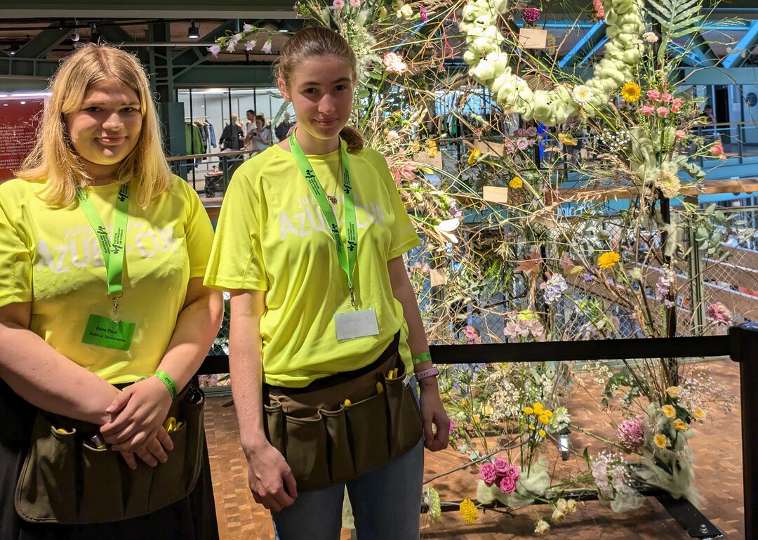Alina Pleis (li.) und Michelle Ulfers haben den Azubi-Cup in Berlin gewonnen. <br>
