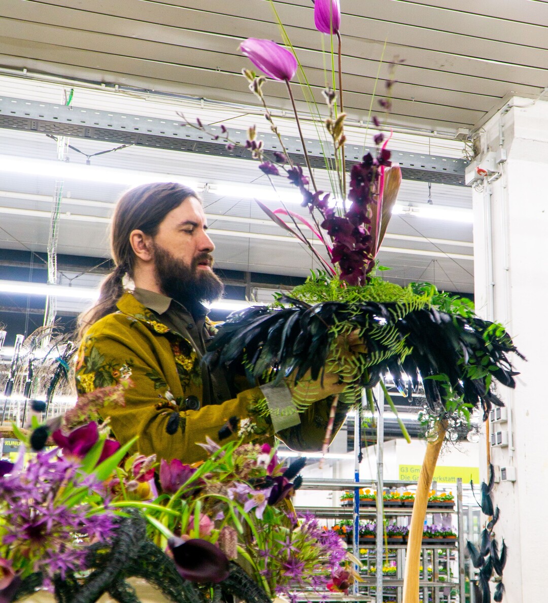 Mystisch in Schwarz und Violett