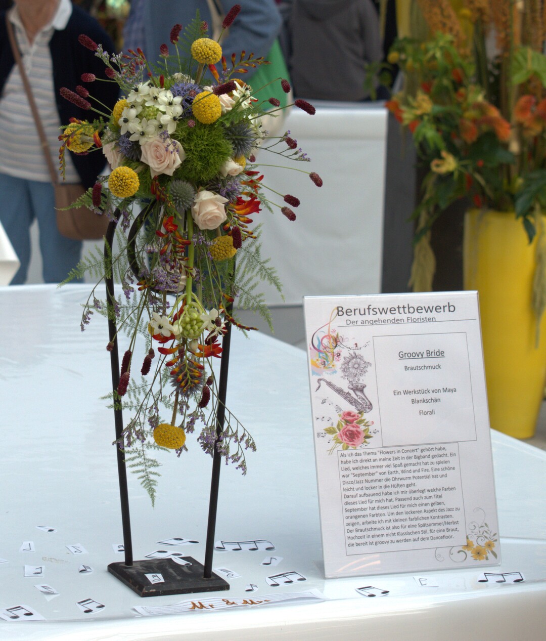 Brautschmuck von Maya Blanckschn.