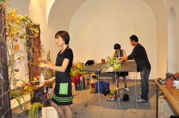Die Floristmeisterschule aus Seoul prsentierte sich mit ihren Nachwuchskrften auf der BUGA. 