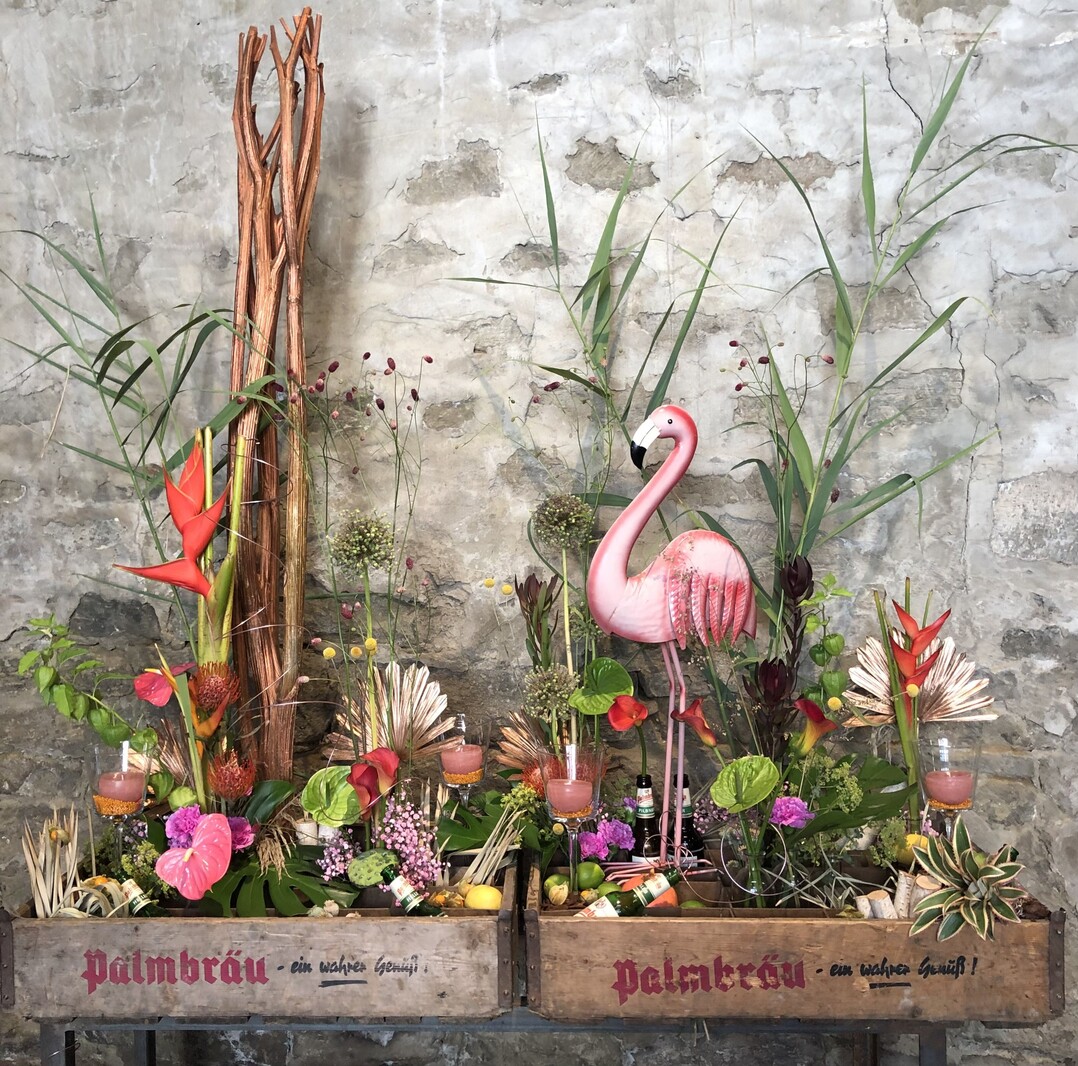 Inspiration Gartenfest  floristisches Upcycling vereint mit unserer Brauerei