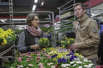 Das Geschft mit den Frhlingsblhern zog auf den Blumengromrkten (wie hier in Hamburg) erst in der Osterwoche richtig an.