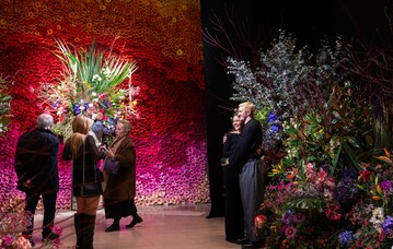 Die florale Installation begeisterte das bereits am Erffnungsabend zahlreich erschienene Publikum.<br>