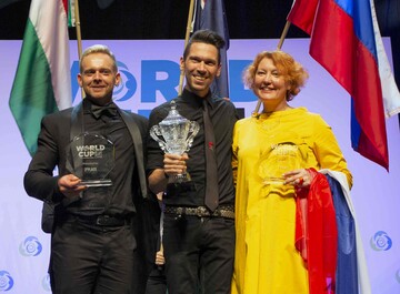 Siegerehrung beim World Cups 2019 in Philadelphia: Weltmeister Bart Hassam, Vizeweltmeisterin Natalia Zhizhko und Tamas Mezffy.