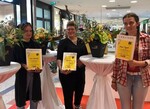 Von links nach rechts: Vivien Kunzendorf, Anna Hoffmann und die Siegerin Emma Wagner