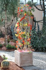 Kunstvolles Gebinde von Clarissa Stangl, Florapark Wagner, Wiesloch.