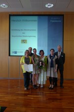 Bei der Feierstunde dabei (v.l.n.r.): Angela Barth, Albert Hofer, Alice Meszaros, Barbara Storb, Monika Hauber, Peter Lerch. Die Prüfungsbeste - Renate Werner – ist leider nicht abgebildet.