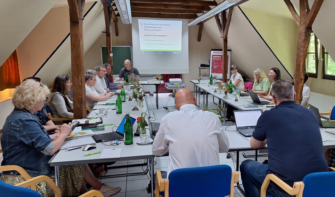 Zum Sachverständigentreffen waren Vertreter/-innen der Institutionen eingeladen, die in ein Berufs-Neuordnungsverfahren eingebunden sind.