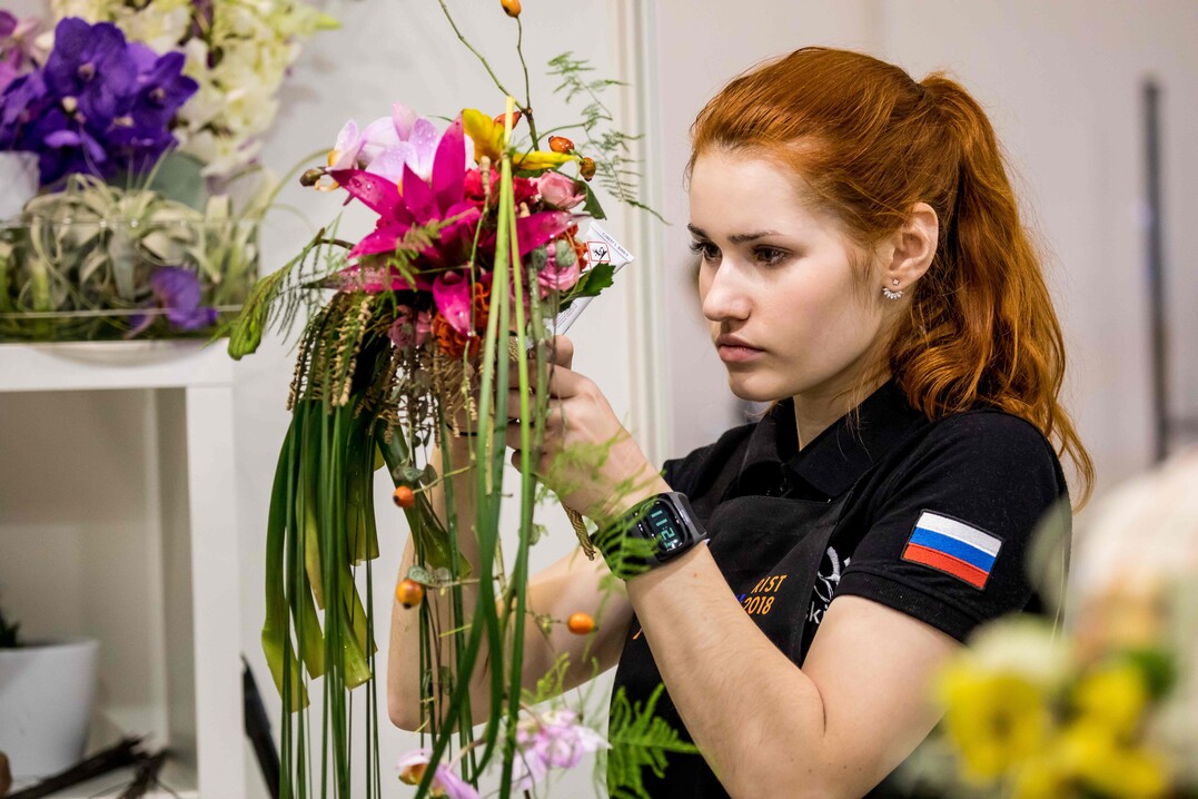 Elizaveta Shkimbova bei der Arbeit  am Ende gewann sie Silber.