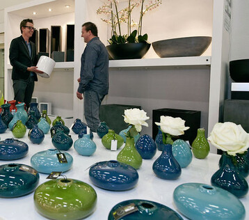 Pottery Pots zeigte auf der early bird
unter anderem Gefe in Grn und Blautnen.