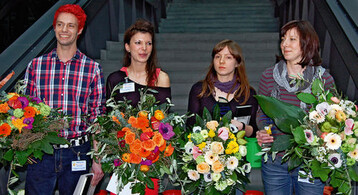 Die Erstplatzierten (v. l. n. r.): Maxim Wagner (3. Platz), Nina Becker
(2. Platz), Anna Sehring (3. Platz) und Magdalena Ltzer (1. Platz).