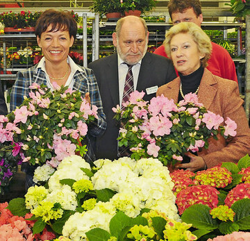 Hessens Landwirtschaftsministerin Lucia Puttrich
und Oberbrgermeisterin Petra Roth zeigten
sich beeindruckt vom vielfltigen Angebot.