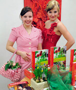 Die Models für viele Fotos im Buch:
Elisabeth und Katharina.