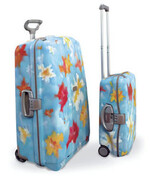 Bei Verlosungen in den zehn Kampagnenstädten
können Kunden jeweils ein Samsonite-
Kofferset im „Blumisch“-Design gewinnen.